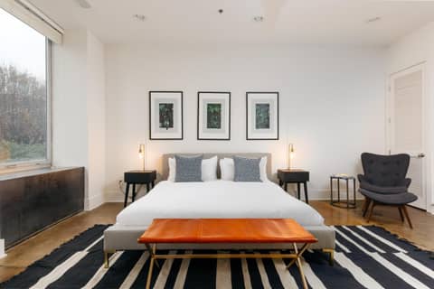 The Nashville Reserve, by Oliver — hotel room