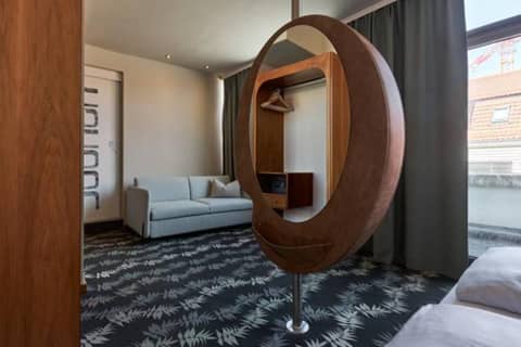 Cocoon München Stachus — hotel room