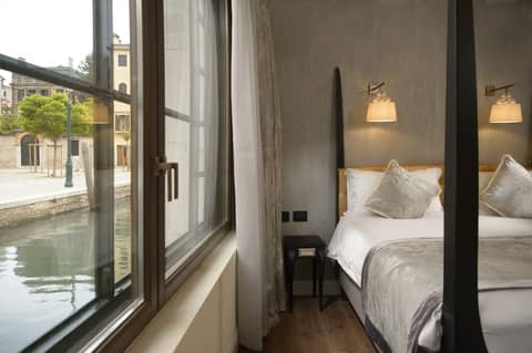 Palazzo Veneziano - Venice Collection — hotel room