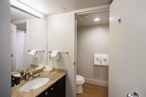 Gage Suites at UBC — photo 6