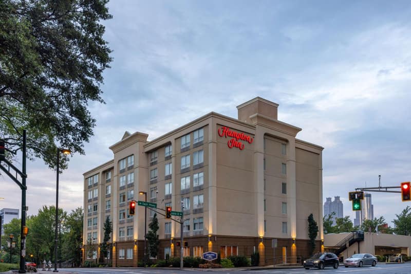 Hampton Inn Atlanta-Georgia Tech-Downtown — building