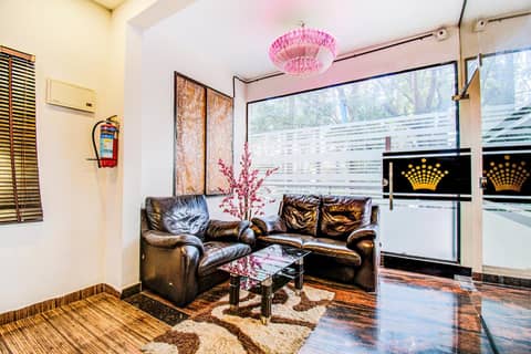 FabHotel Corporate Crown - Nr Jyoti Nivas University — lounge