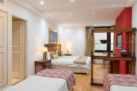 Imperial Park Hotel — hotel room
