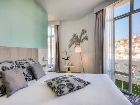 Ibis Styles Nice Centre Gare — hotel room