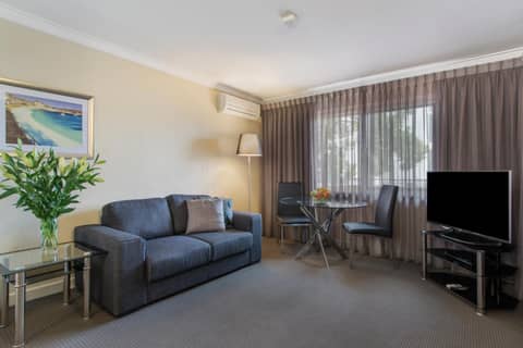 The Peninsula Riverside Serviced Apartments — photo 6