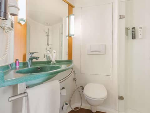 ibis Bengaluru Hosur Road - An Accor Brand — photo 8