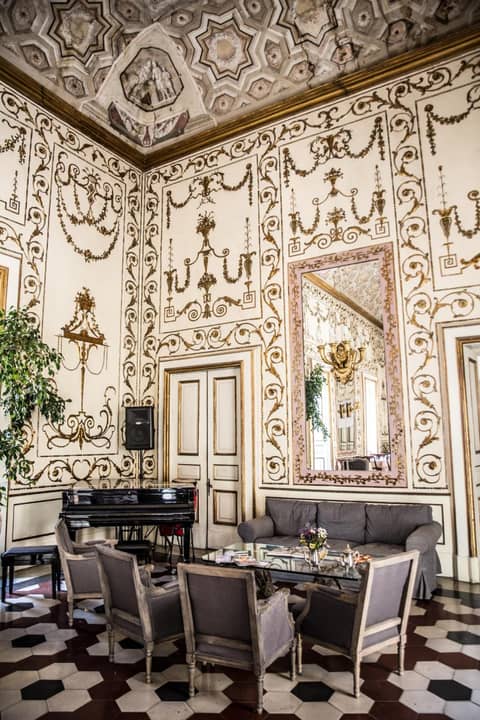 Decumani Hotel De Charme — lounge