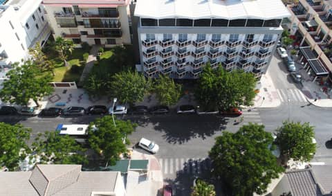 Essence Hotel Boutique — photo 3