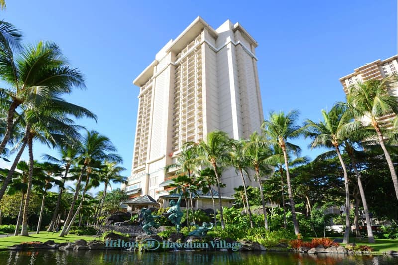 Hilton Grand Vacations Club at Hilton Hawaiian Village — building