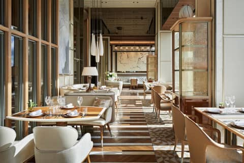 Four Seasons Hotel Tokyo at Otemachi — dining