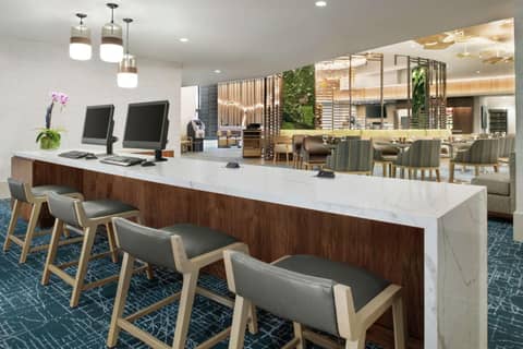 DoubleTree by Hilton Chicago Magnificent Mile — photo 6