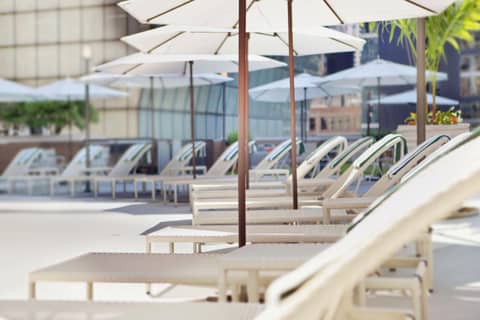 DoubleTree by Hilton Chicago Magnificent Mile — photo 7