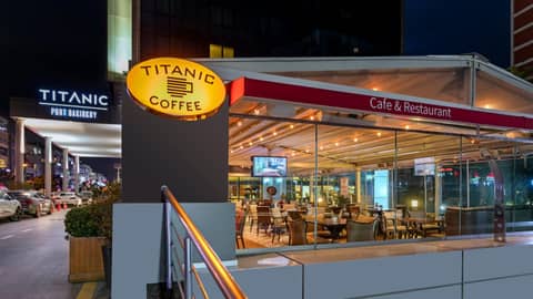 Titanic Port Bakirkoy — photo 2