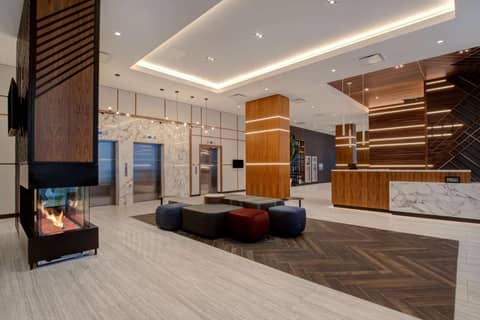 Homewood Suites By Hilton Montreal Downtown — recepcion & lobby