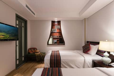 Au Lac Legend Hotel — photo 4