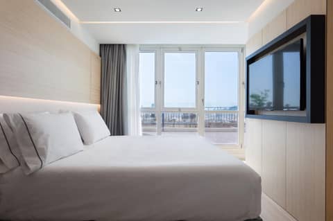 Dorma Plaza Catalunya — photo 7