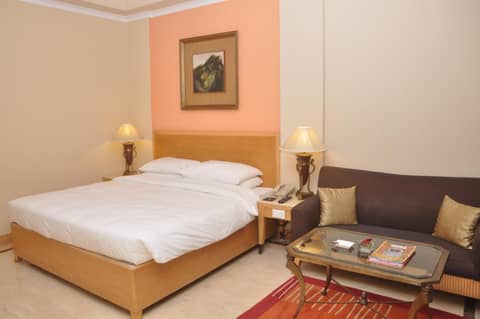 Hotel The Hans - Connaught Place New Delhi — photo 4