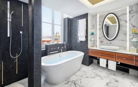 Mandarin Oriental Munich — bathroom