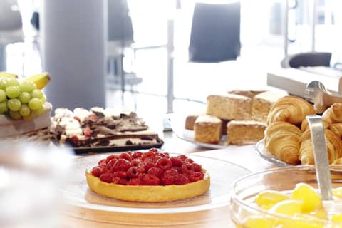 Barcelona Century Hotel — dining