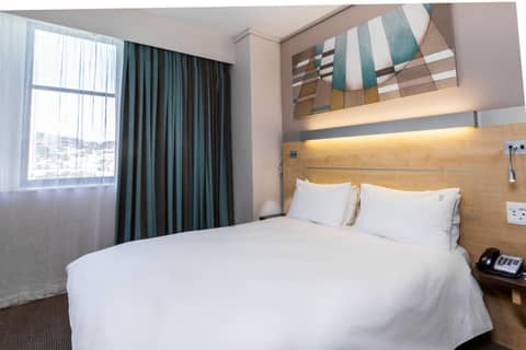 Holiday Inn Express Cape Town City Centre by IHG — photo 8