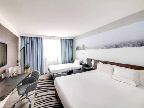Novotel Paris Centre Gare Montparnasse — hotel room