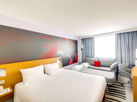 Novotel Paris Centre Gare Montparnasse — hotel room