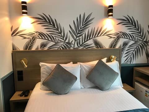Amadeus Hotel — hotel room