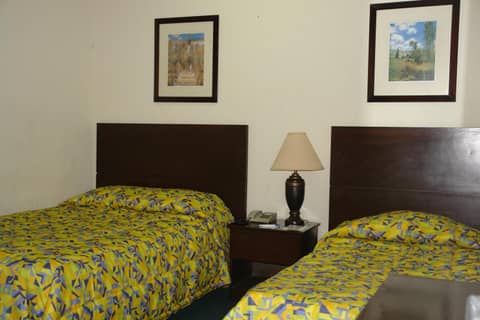 Hotel Fiesta Versalles — hotel room