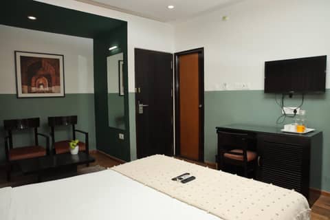 Olive Zip Rest House Road by Embassy Group — hotel room