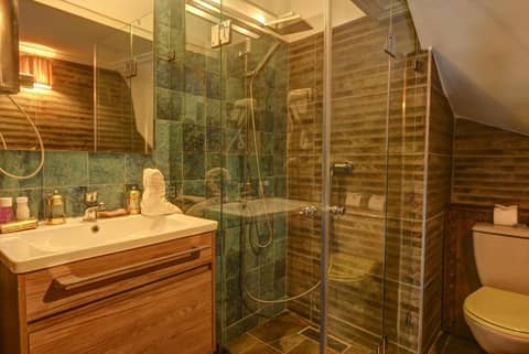 Riad Les Oliviers & Spa — bathroom