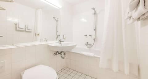 Sure Hotel by Best Western Muenchen Hauptbahnhof — photo 2