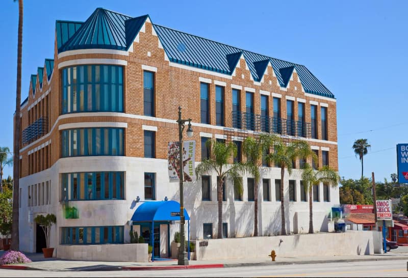 Century Park Hotel LA — building