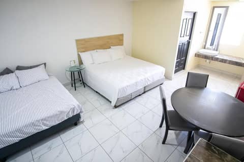 OYO Hotel Plaza Las Torres, Cabo San Lucas — photo 2