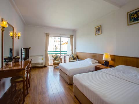 Sirin Hotel Hua Hin — hotel room
