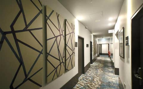 K Hotel Kensington — hotel reception