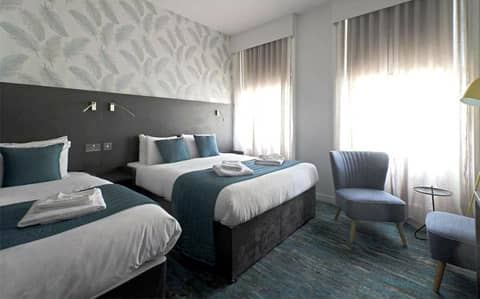 K Hotel Kensington — hotel room