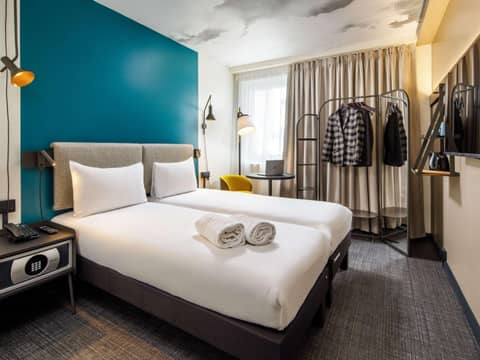 ibis London Blackfriars — hotel room