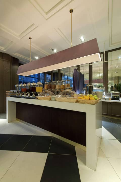Doubletree by Hilton Edinburgh City Centre — photo 9