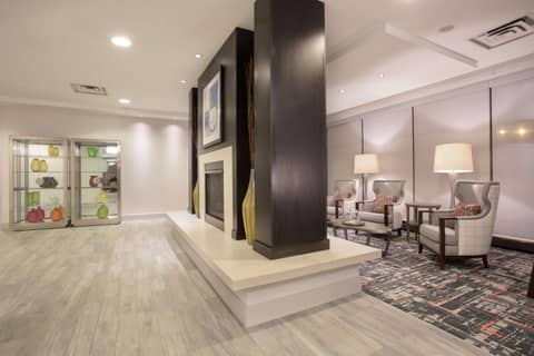 Hampton Inn & Suites Denver-Downtown — photo 2