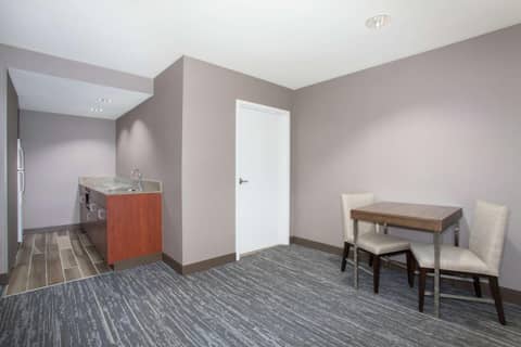 Hampton Inn & Suites Denver-Downtown — photo 5