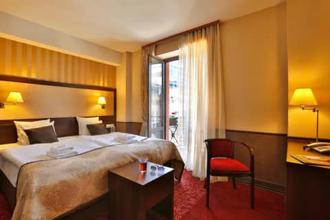 Hotel Wielopole — hotel room