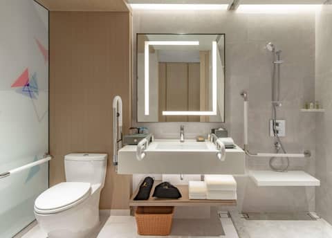 深圳国际会展中心希尔顿花园酒店 前海华发冰雪世界店 Hilton Garden Inn Shenzhen World Exhibition & Convention Center Qianhai Snow World — photo 9