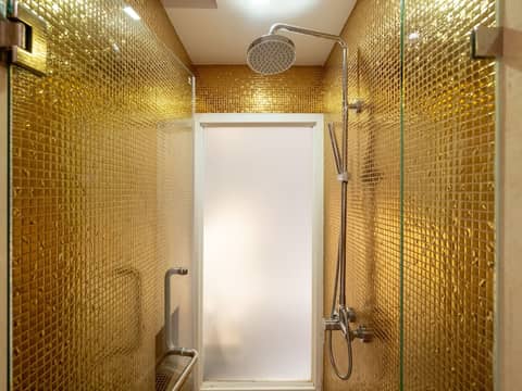 Patong Bay Residence — bathroom