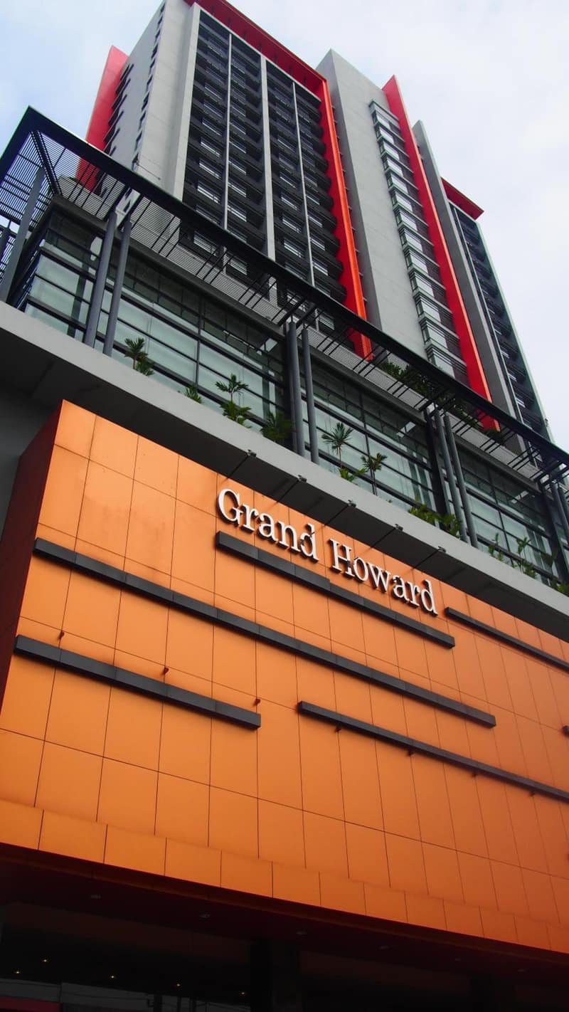 Grand Howard Hotel Bangkok — building