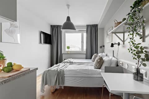 The Nooq Alvik - Hotel & Studios — hotel room