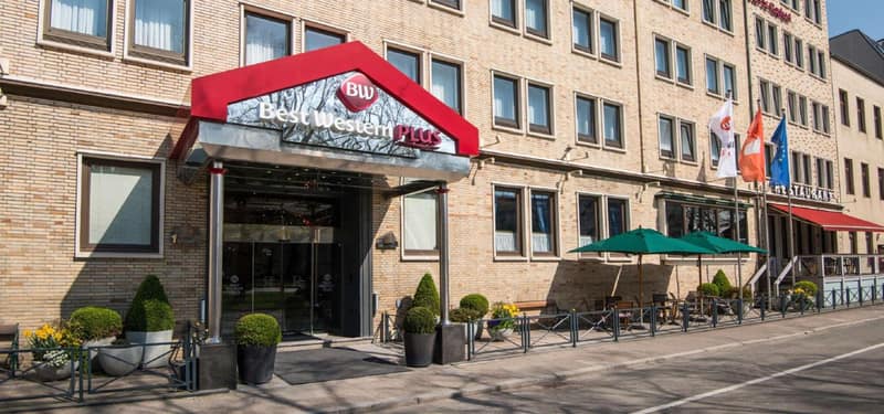 Best Western Plus Hotel St. Raphael — building