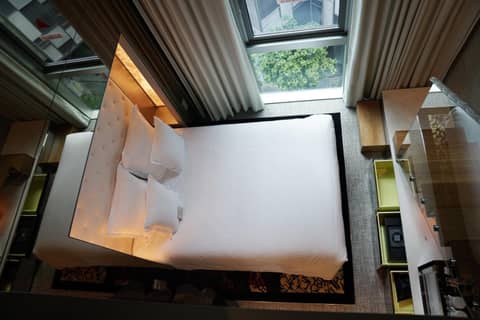 M Social Hotel Singapore — hotel room