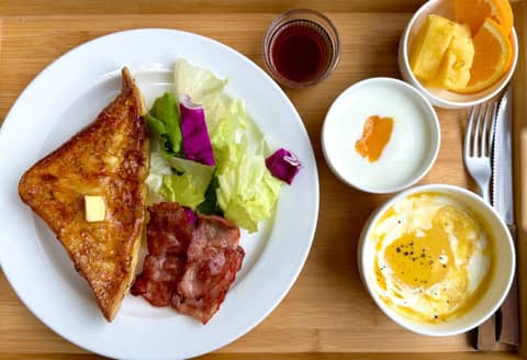 9 Brick Hotel — dining