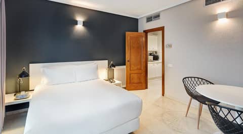 Sercotel Togumar — bedroom