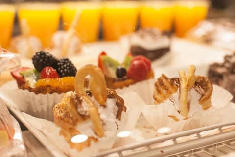 Kawada Hotel — dining